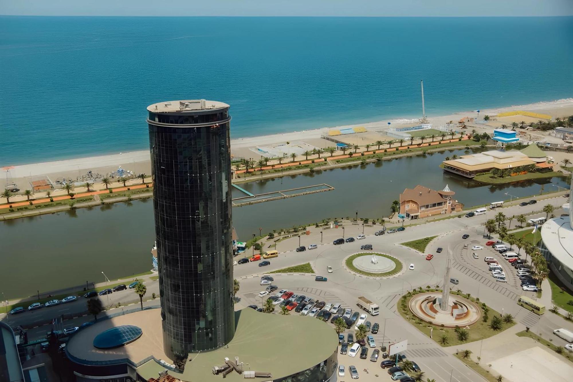 View From Above Orbi City Apartment Батуми Екстериор снимка