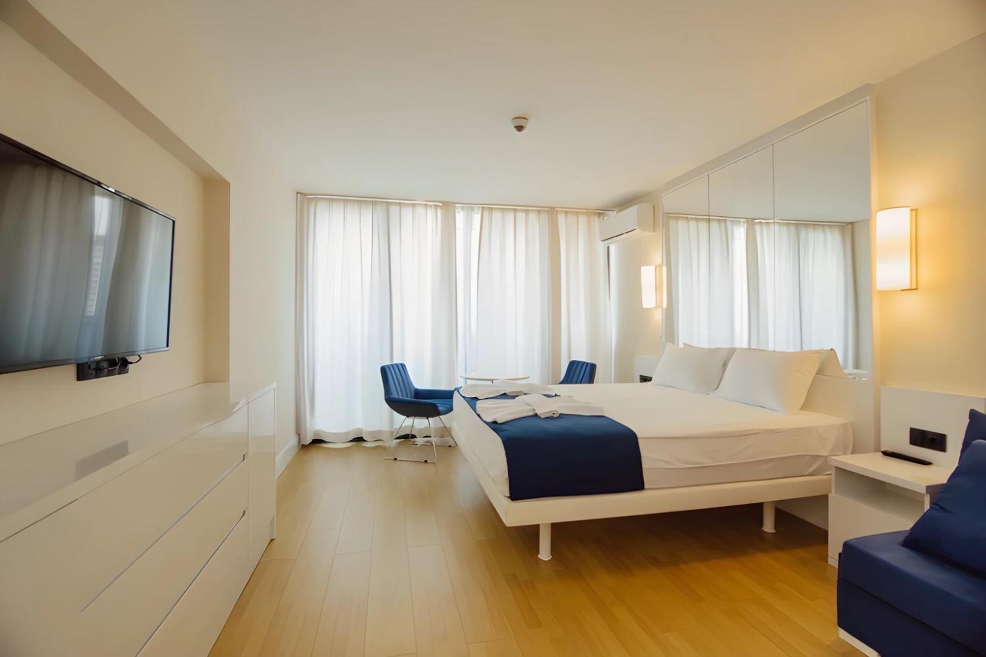 View From Above Orbi City Apartment Батуми Екстериор снимка